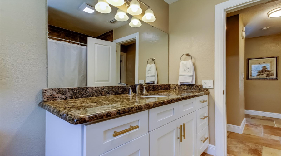 St Petersburg, Florida 33703, 3 Bedroom Bedrooms, ,2 Bathroombathrooms,Residential,For Sale,14Th,0,Mfrtb8510742