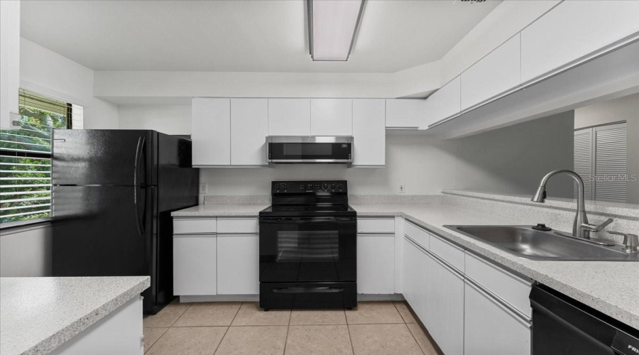 St Petersburg, Florida 33712, 2 Bedroom Bedrooms, ,2 Bathroombathrooms,Residential,For Sale,58Th,0,Mfrtb8512231