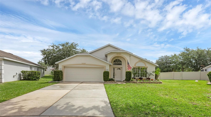 Orlando, Florida 32837, 4 Bedroom Bedrooms, ,2 Bathroombathrooms,Residential,For Sale,Jetton,0,Mfro6417983