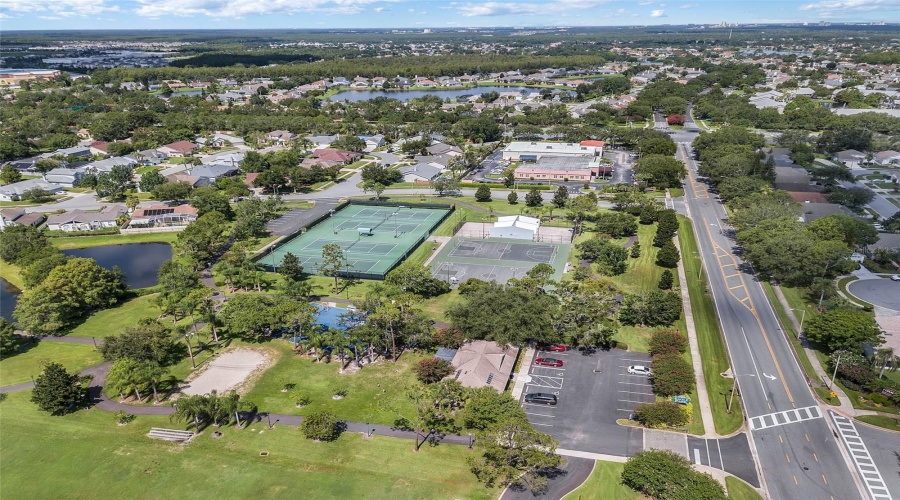 Orlando, Florida 32837, 4 Bedroom Bedrooms, ,2 Bathroombathrooms,Residential,For Sale,Jetton,0,Mfro6417983