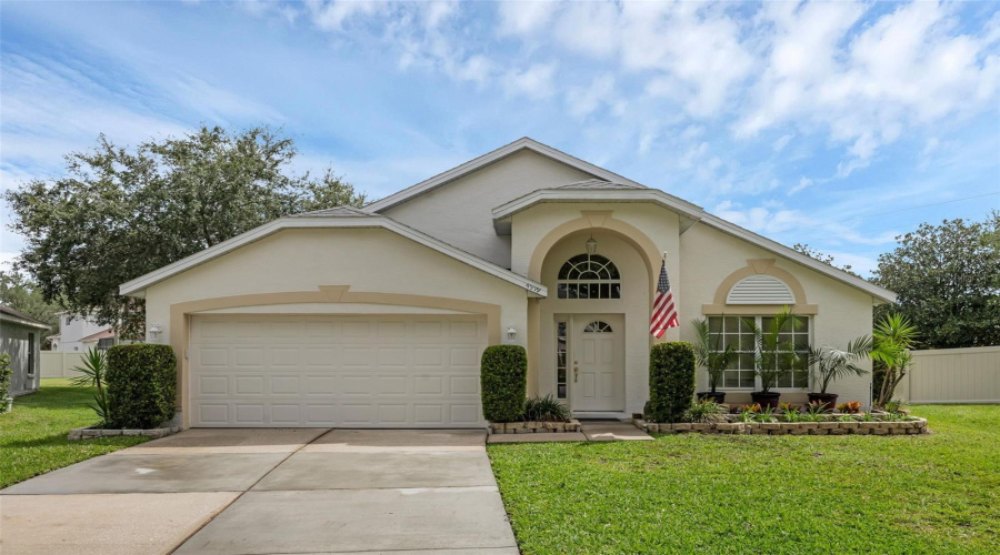 Orlando, Florida 32837, 4 Bedroom Bedrooms, ,2 Bathroombathrooms,Residential,For Sale,Jetton,0,Mfro6417983