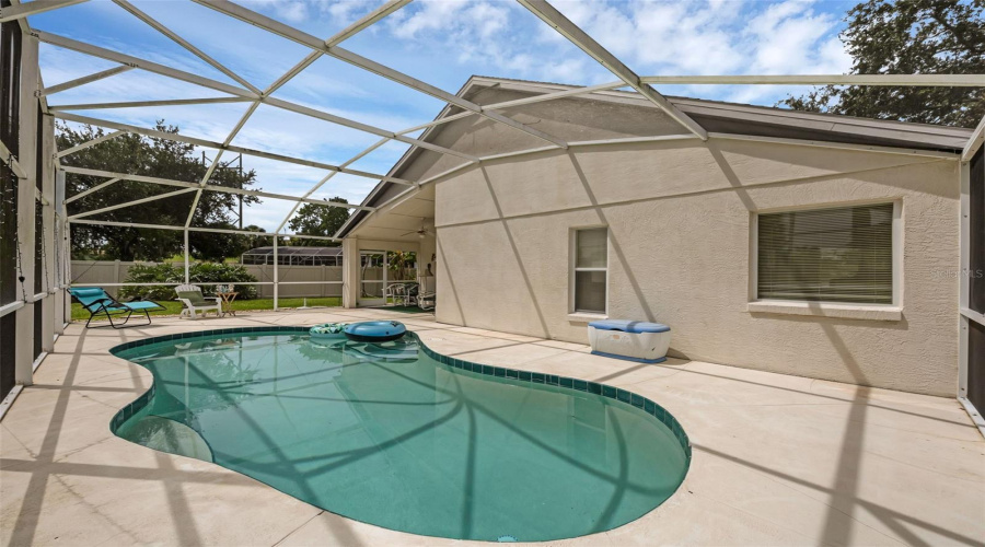 Orlando, Florida 32837, 4 Bedroom Bedrooms, ,2 Bathroombathrooms,Residential,For Sale,Jetton,0,Mfro6417983