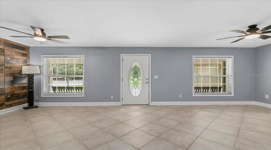 Apopka, Florida 32712, 4 Bedroom Bedrooms, ,3 Bathroombathrooms,Residential,For Sale,Ponkan,0,Mfro6418842