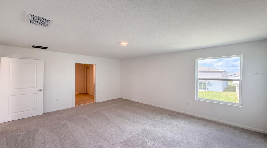 Eagle Lake, Florida 33839, 5 Bedroom Bedrooms, ,2 Bathroombathrooms,Residential,For Sale,Lasso,0,Mfro6433597