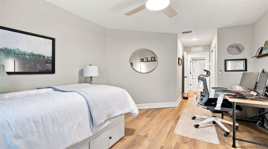 St Petersburg, Florida 33714, 3 Bedroom Bedrooms, ,2 Bathroombathrooms,Residential,For Sale,Neil,0,Mfrtb8538600
