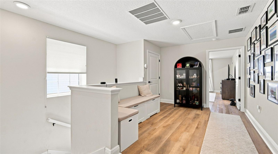 St Petersburg, Florida 33714, 3 Bedroom Bedrooms, ,2 Bathroombathrooms,Residential,For Sale,Neil,0,Mfrtb8538600