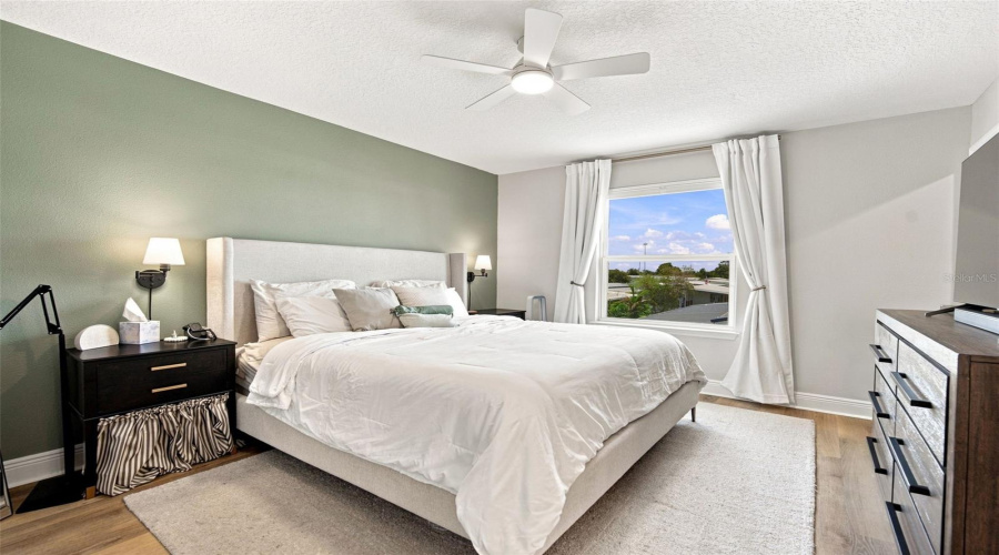 St Petersburg, Florida 33714, 3 Bedroom Bedrooms, ,2 Bathroombathrooms,Residential,For Sale,Neil,0,Mfrtb8538600