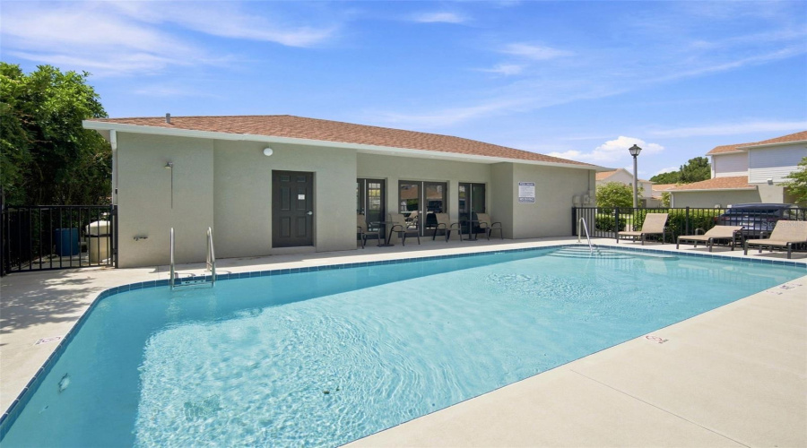 St Petersburg, Florida 33714, 3 Bedroom Bedrooms, ,2 Bathroombathrooms,Residential,For Sale,Neil,0,Mfrtb8538600