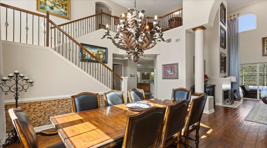 Formal Dining