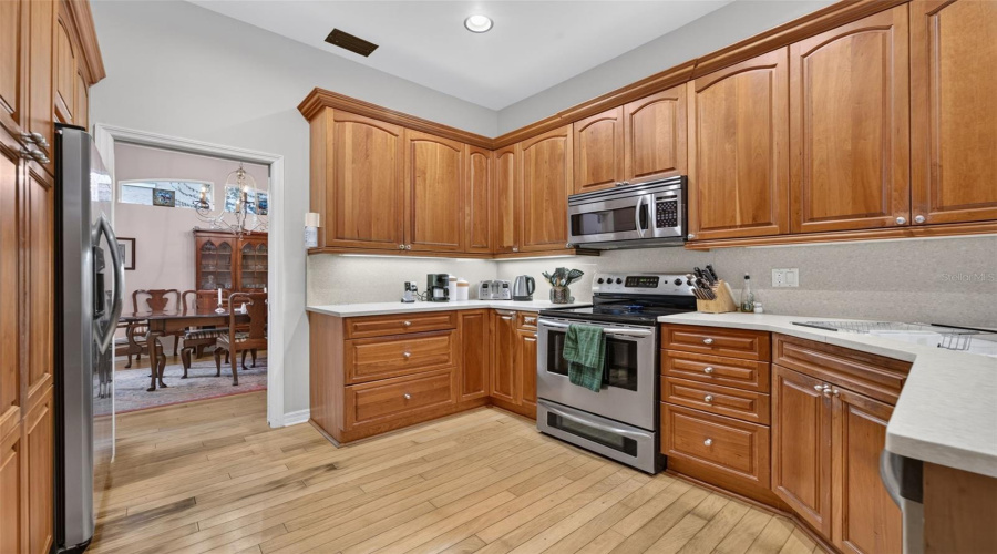 Winter Park, Florida 32789, 3 Bedroom Bedrooms, ,2 Bathroombathrooms,Residential,For Sale,Huntington,0,Mfro6434796