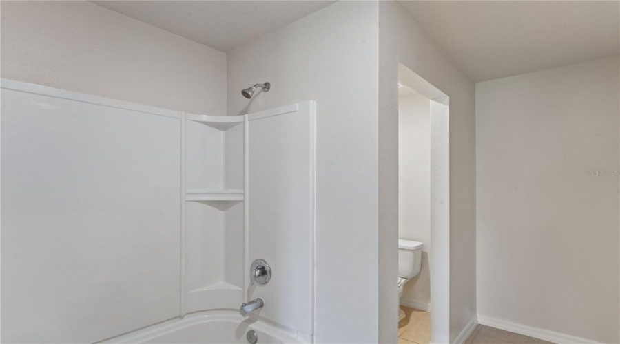 Lakeland, Florida 33805, 5 Bedroom Bedrooms, ,3 Bathroombathrooms,Residential,For Sale,Caspian,0,Mfrtb8536525
