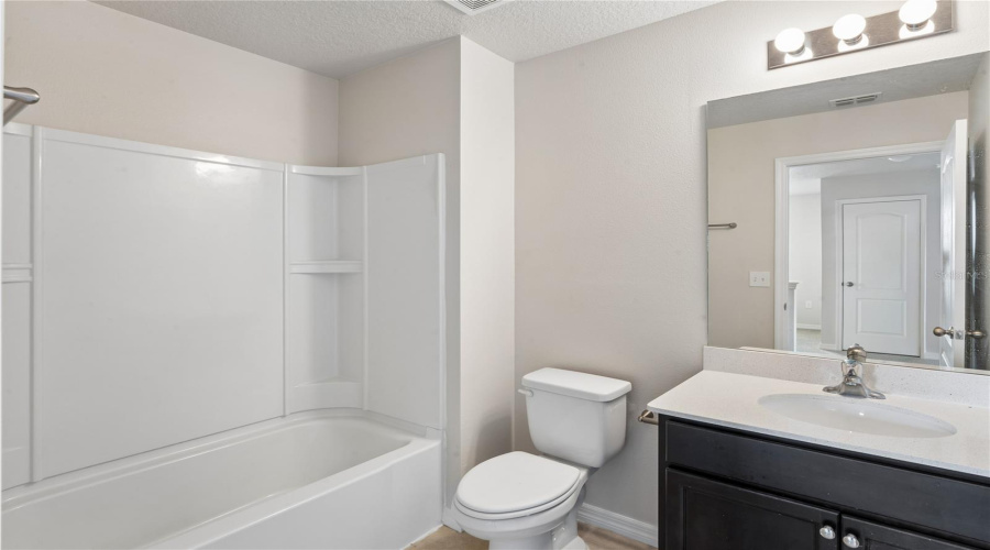Lakeland, Florida 33805, 5 Bedroom Bedrooms, ,3 Bathroombathrooms,Residential,For Sale,Caspian,0,Mfrtb8536525