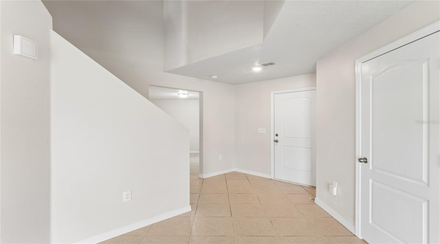 Lakeland, Florida 33805, 5 Bedroom Bedrooms, ,3 Bathroombathrooms,Residential,For Sale,Caspian,0,Mfrtb8536525