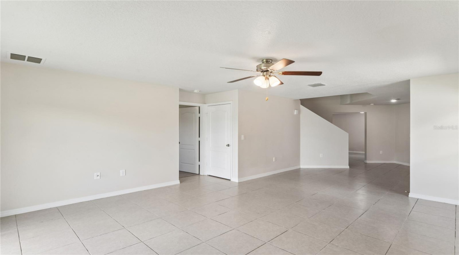 Lakeland, Florida 33805, 5 Bedroom Bedrooms, ,3 Bathroombathrooms,Residential,For Sale,Caspian,0,Mfrtb8536525