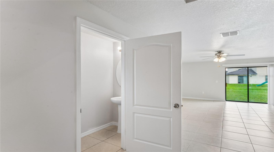 Lakeland, Florida 33805, 5 Bedroom Bedrooms, ,3 Bathroombathrooms,Residential,For Sale,Caspian,0,Mfrtb8536525