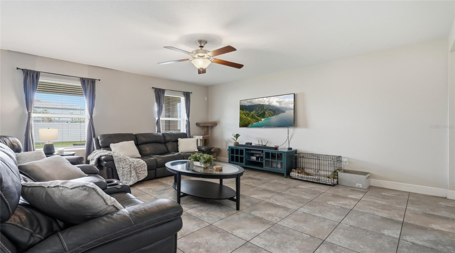 Ruskin, Florida 33573, 4 Bedroom Bedrooms, ,2 Bathroombathrooms,Residential,For Sale,Newminster,0,Mfrtb8537632