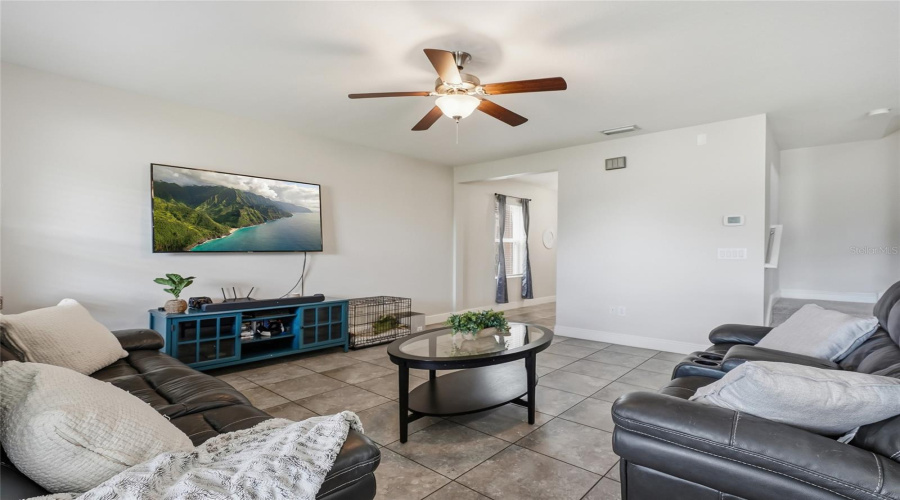 Ruskin, Florida 33573, 4 Bedroom Bedrooms, ,2 Bathroombathrooms,Residential,For Sale,Newminster,0,Mfrtb8537632