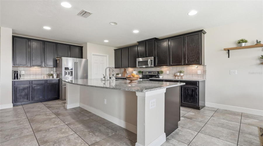 Ruskin, Florida 33573, 4 Bedroom Bedrooms, ,2 Bathroombathrooms,Residential,For Sale,Newminster,0,Mfrtb8537632
