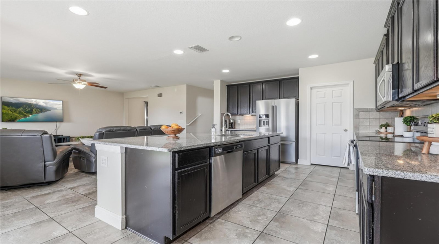 Ruskin, Florida 33573, 4 Bedroom Bedrooms, ,2 Bathroombathrooms,Residential,For Sale,Newminster,0,Mfrtb8537632