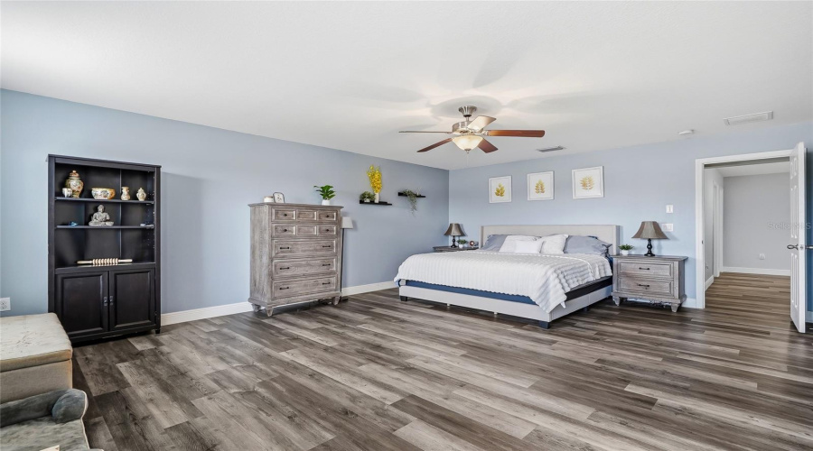 Ruskin, Florida 33573, 4 Bedroom Bedrooms, ,2 Bathroombathrooms,Residential,For Sale,Newminster,0,Mfrtb8537632