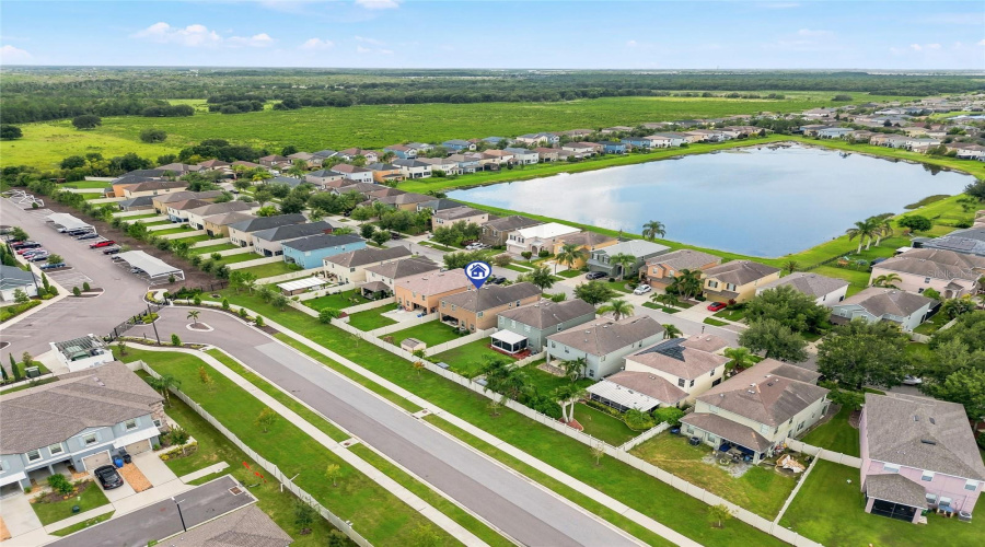 Ruskin, Florida 33573, 4 Bedroom Bedrooms, ,2 Bathroombathrooms,Residential,For Sale,Newminster,0,Mfrtb8537632