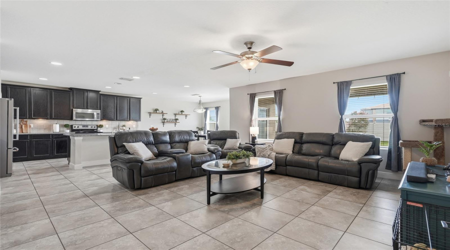 Ruskin, Florida 33573, 4 Bedroom Bedrooms, ,2 Bathroombathrooms,Residential,For Sale,Newminster,0,Mfrtb8537632