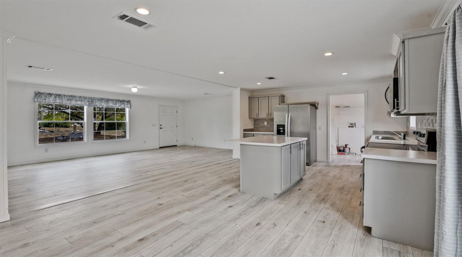 North Fort Myers, Florida 33917, 3 Bedroom Bedrooms, ,2 Bathroombathrooms,Residential,For Sale,Tucker,0,Mfra4685043