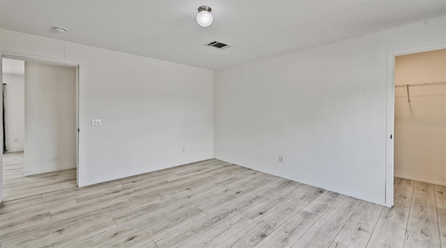North Fort Myers, Florida 33917, 3 Bedroom Bedrooms, ,2 Bathroombathrooms,Residential,For Sale,Tucker,0,Mfra4685043