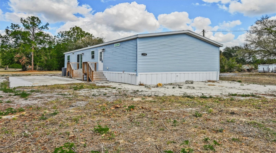 North Fort Myers, Florida 33917, 3 Bedroom Bedrooms, ,2 Bathroombathrooms,Residential,For Sale,Tucker,0,Mfra4685043