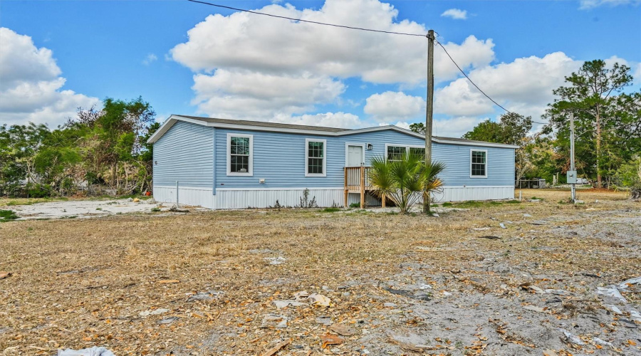 North Fort Myers, Florida 33917, 3 Bedroom Bedrooms, ,2 Bathroombathrooms,Residential,For Sale,Tucker,0,Mfra4685043