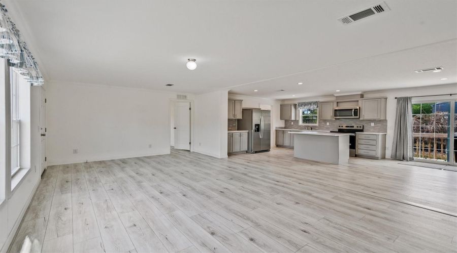 North Fort Myers, Florida 33917, 3 Bedroom Bedrooms, ,2 Bathroombathrooms,Residential,For Sale,Tucker,0,Mfra4685043