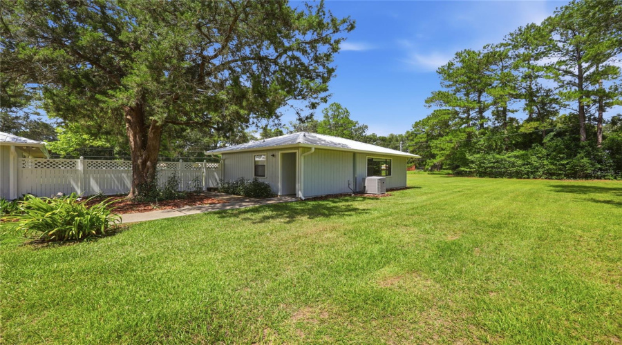 Newberry, Florida 32669, 3 Bedroom Bedrooms, ,3 Bathroombathrooms,Residential,For Sale,40Th,0,Mfrgc541452