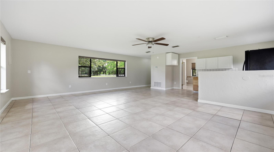 Newberry, Florida 32669, 3 Bedroom Bedrooms, ,3 Bathroombathrooms,Residential,For Sale,40Th,0,Mfrgc541452