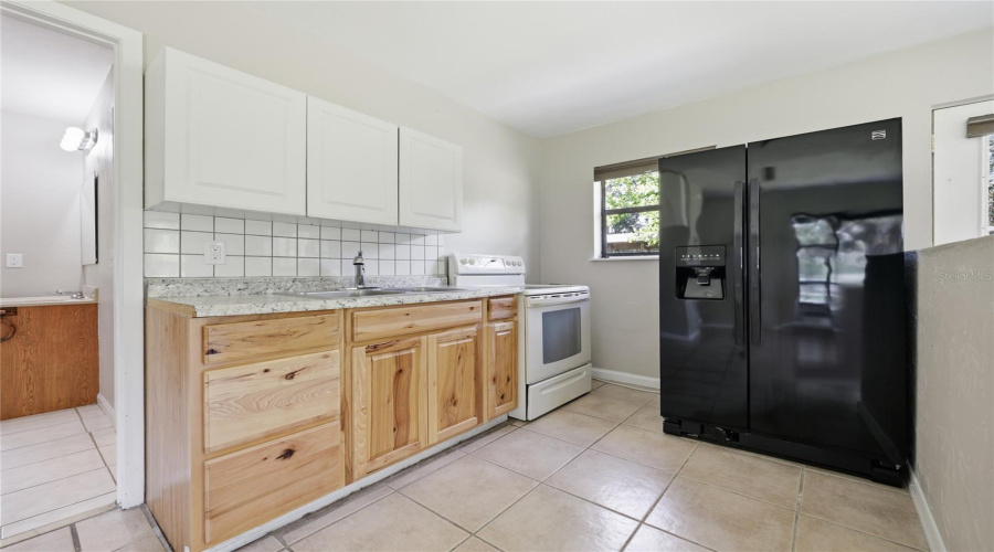 Newberry, Florida 32669, 3 Bedroom Bedrooms, ,3 Bathroombathrooms,Residential,For Sale,40Th,0,Mfrgc541452