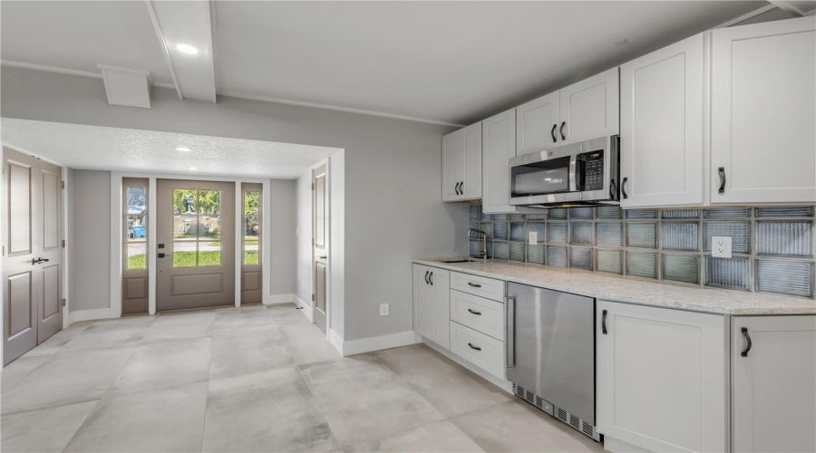 1St Floor W Wet Bar &Amp; Mini Fridge