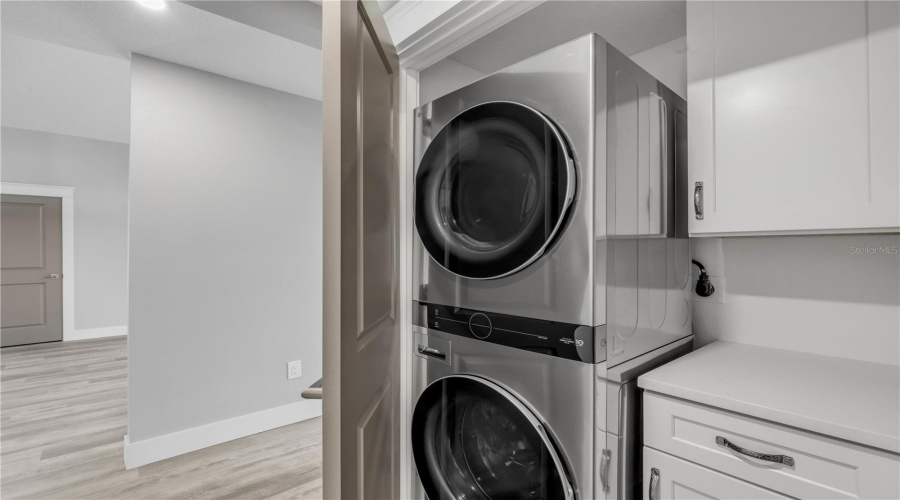 2Nd Floor Laundry Room W Sink