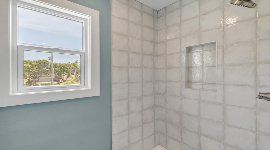 2Nd Floor Ensuite Bathroom