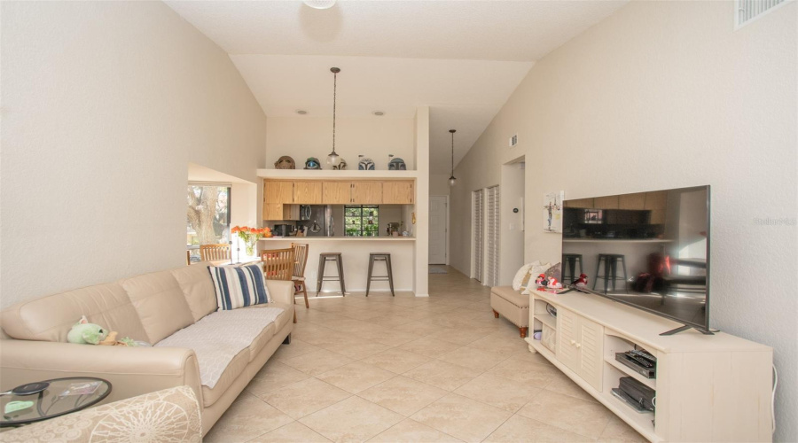 Largo, Florida 33778, 2 Bedroom Bedrooms, ,2 Bathroombathrooms,Residential,For Sale,113Th,0,Mfrtb8468834