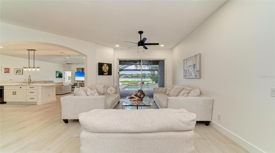 Bradenton, Florida 34202, 5 Bedroom Bedrooms, ,3 Bathroombathrooms,Residential,For Sale,Rivers Bluff,0,Mfra4704187