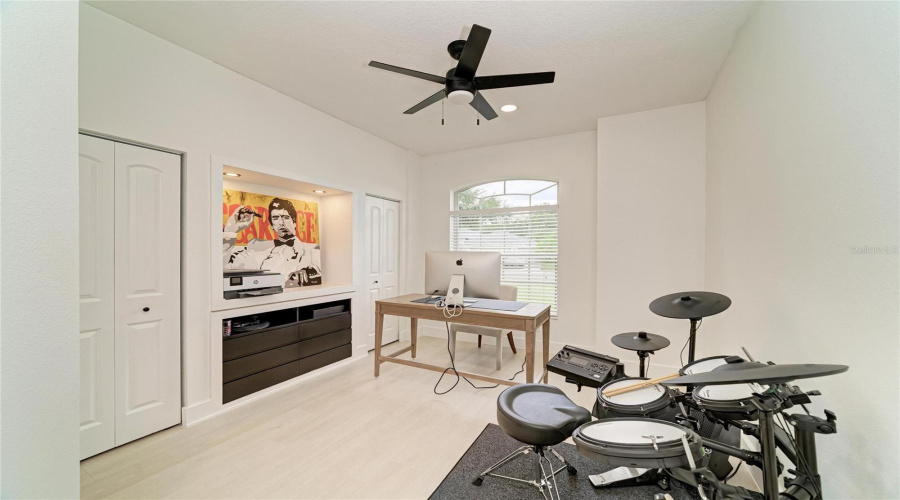 Bradenton, Florida 34202, 5 Bedroom Bedrooms, ,3 Bathroombathrooms,Residential,For Sale,Rivers Bluff,0,Mfra4704187