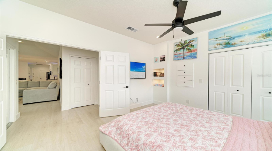 Bradenton, Florida 34202, 5 Bedroom Bedrooms, ,3 Bathroombathrooms,Residential,For Sale,Rivers Bluff,0,Mfra4704187