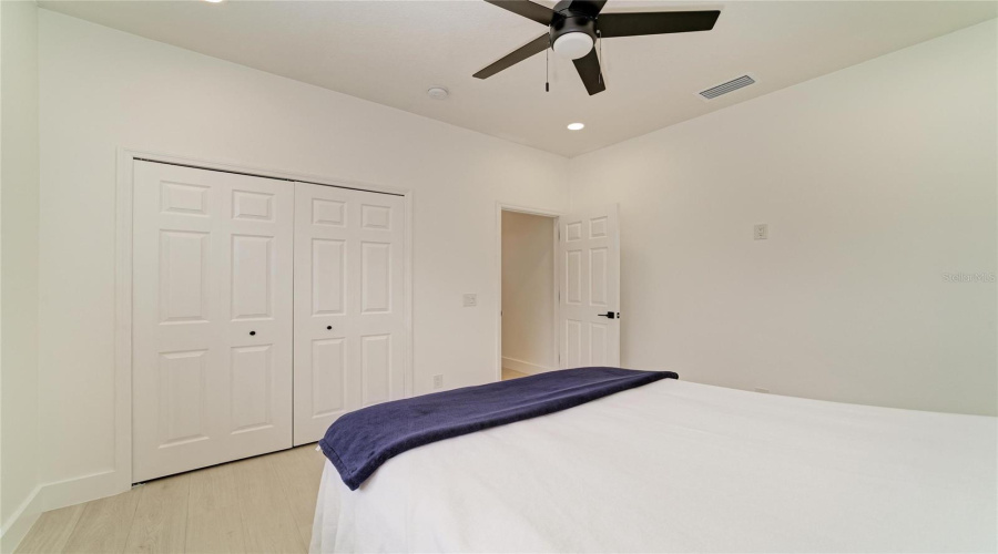 Bradenton, Florida 34202, 5 Bedroom Bedrooms, ,3 Bathroombathrooms,Residential,For Sale,Rivers Bluff,0,Mfra4704187
