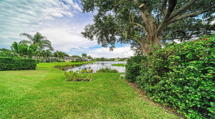 Bradenton, Florida 34202, 5 Bedroom Bedrooms, ,3 Bathroombathrooms,Residential,For Sale,Rivers Bluff,0,Mfra4704187