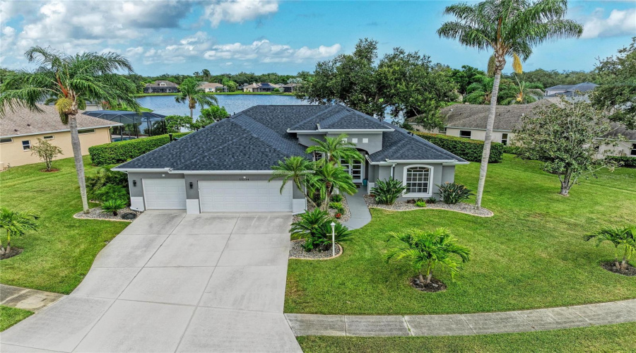 Bradenton, Florida 34202, 5 Bedroom Bedrooms, ,3 Bathroombathrooms,Residential,For Sale,Rivers Bluff,0,Mfra4704187