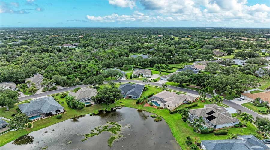 Bradenton, Florida 34202, 5 Bedroom Bedrooms, ,3 Bathroombathrooms,Residential,For Sale,Rivers Bluff,0,Mfra4704187