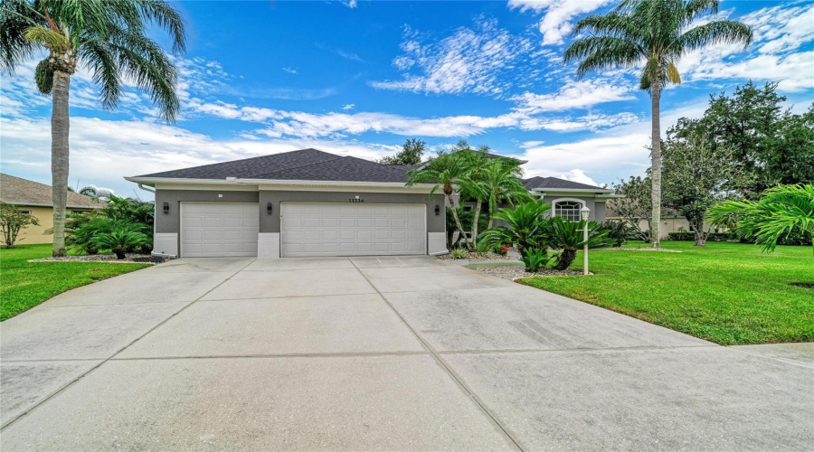 Bradenton, Florida 34202, 5 Bedroom Bedrooms, ,3 Bathroombathrooms,Residential,For Sale,Rivers Bluff,0,Mfra4704187
