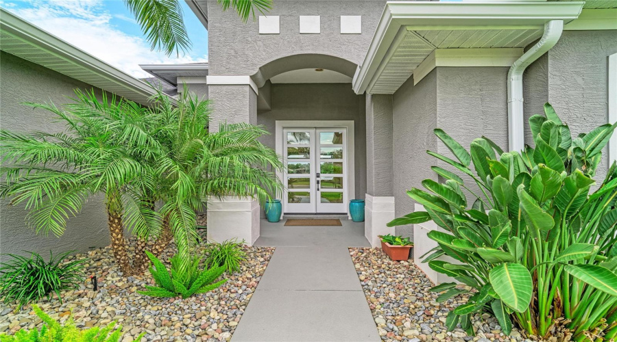 Bradenton, Florida 34202, 5 Bedroom Bedrooms, ,3 Bathroombathrooms,Residential,For Sale,Rivers Bluff,0,Mfra4704187