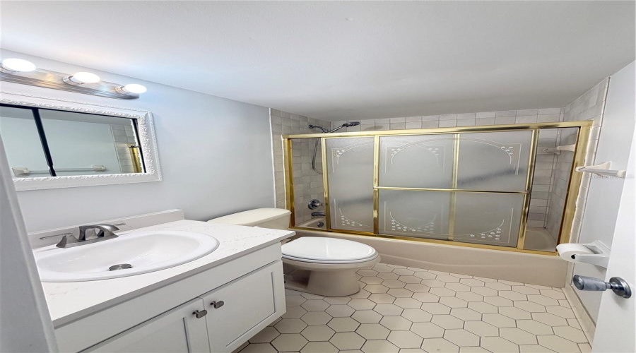 Guest Bathroom