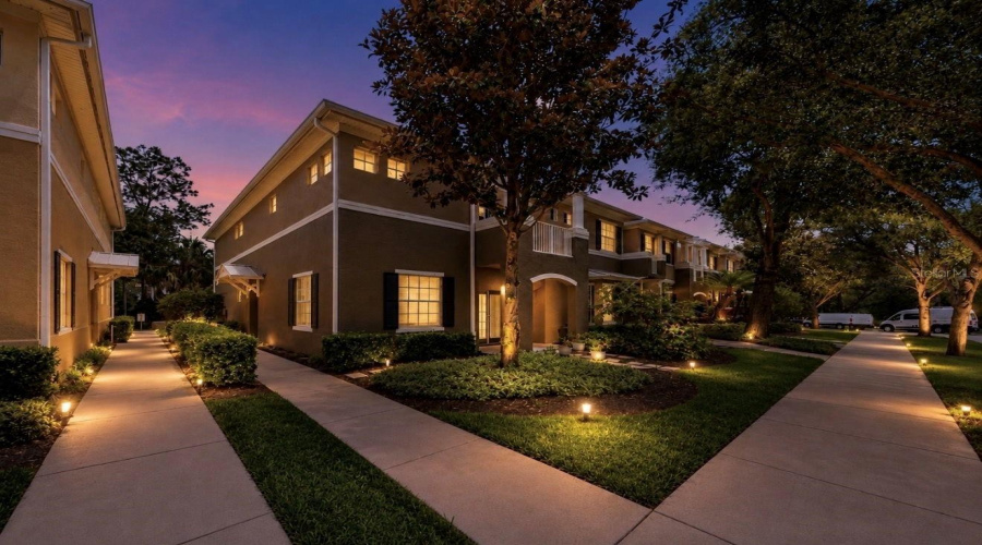 Tampa, Florida 33625, 3 Bedroom Bedrooms, ,2 Bathroombathrooms,Residential,For Sale,Tamarind,0,Mfrtb8512465