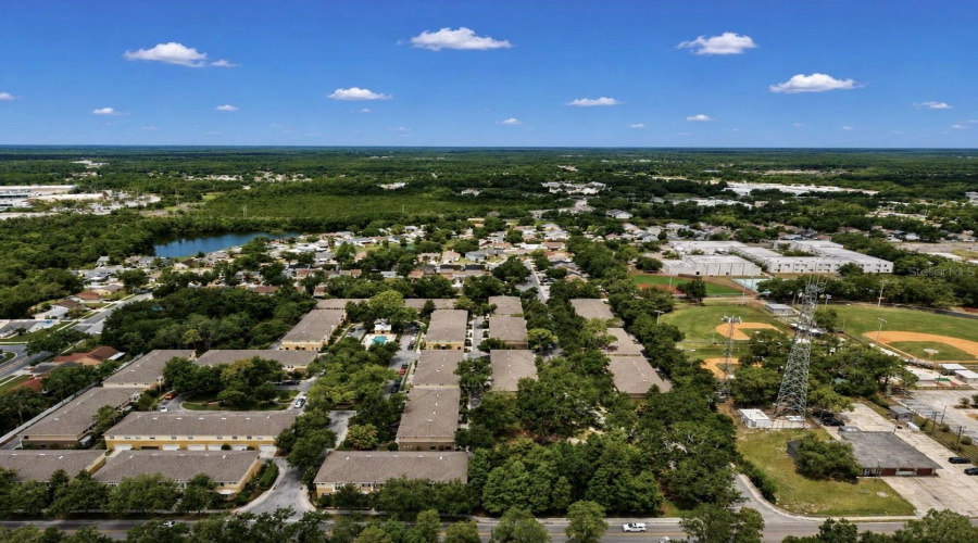 Tampa, Florida 33625, 3 Bedroom Bedrooms, ,2 Bathroombathrooms,Residential,For Sale,Tamarind,0,Mfrtb8512465